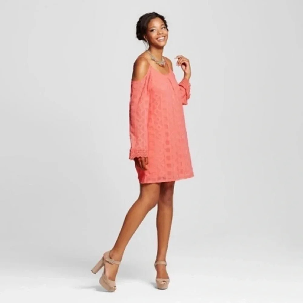 Xhilaration Pink Lace Cold Shoulder Dress Size Xs Mini Dress Crochet Trim